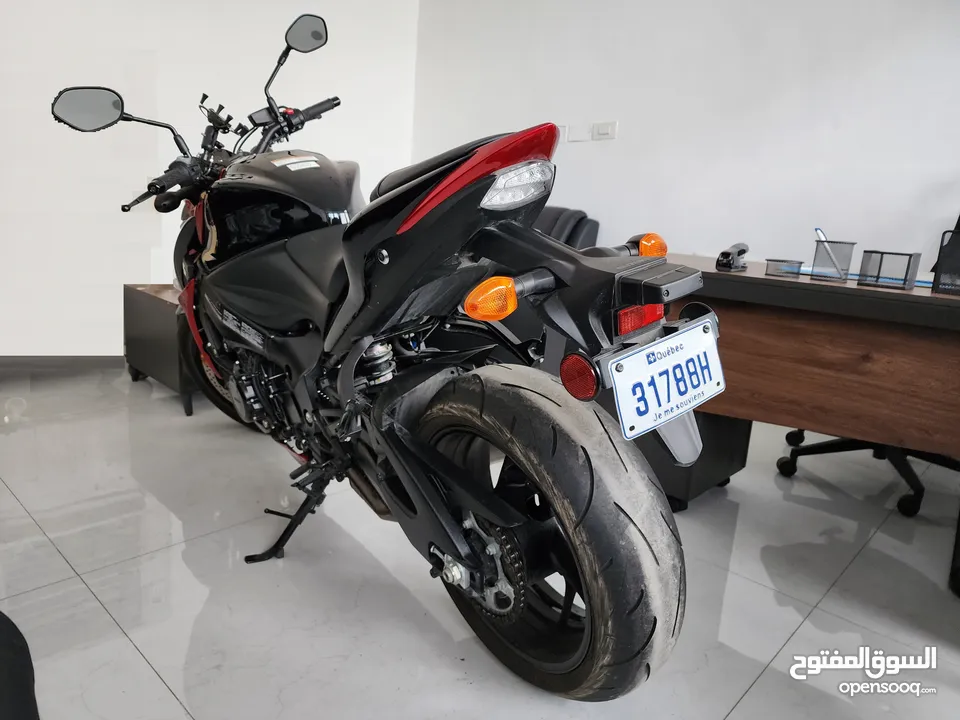 سيكل سوزوكي GSX -S1000 موديل 2018 عداد 7900 كيلو متر