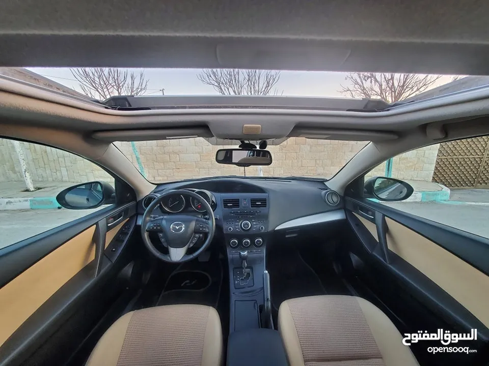 مازدا 3 زوووم موديل 2013 فل كامل مع الفتحه بأعلى صنف ومواصفات من فئتها  MAZDA 3 ZOOM MODEL 2013