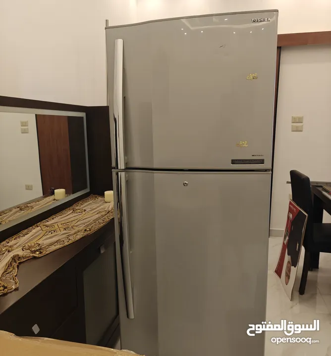 ثلاجة نوع توشيبا