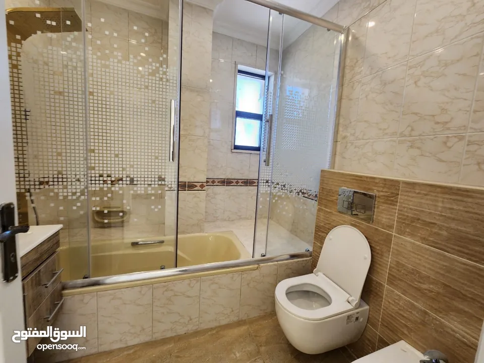 شقة للبيع في منطقة الشميساني - ref : 14417