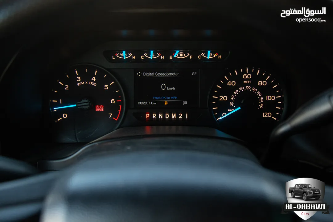 Ford F-150 2017 stx   البكب وارد الشركة و قطع مسافة 89,000 مايل فقط