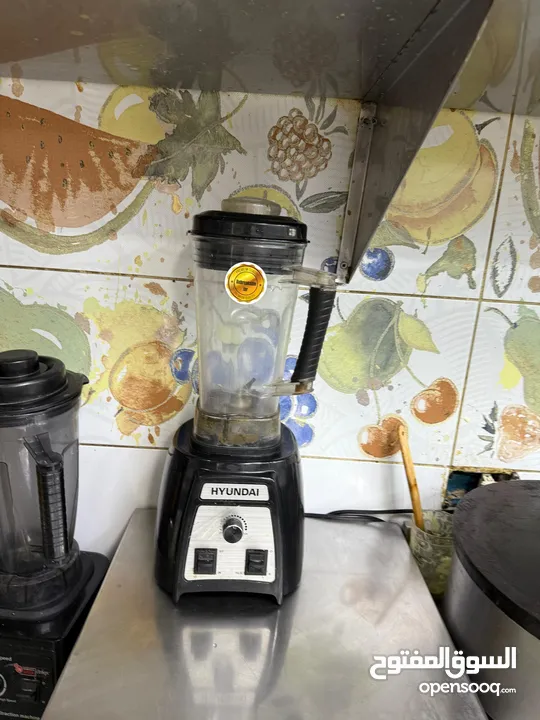 اعلان بيع عده محل عصائر
