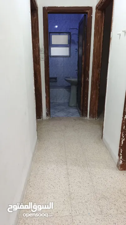 شقه للايجار في المدينه الرياضيه عمان