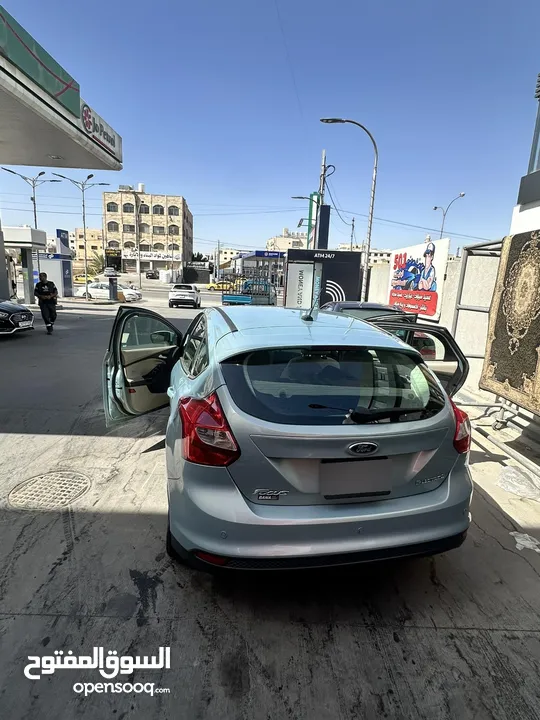 فورد فوكس كهربائية بسعر مغري للغايه قابل للتفاوض للجادين