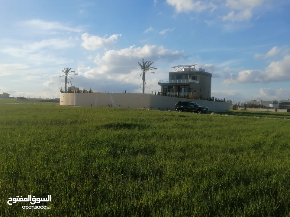 أرض قرب شارع المطار الجيزة حوض الحجرة من المالك