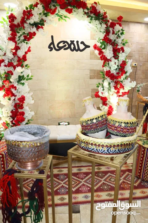 كوشات مميزة تنسيقات ورد فاخرة