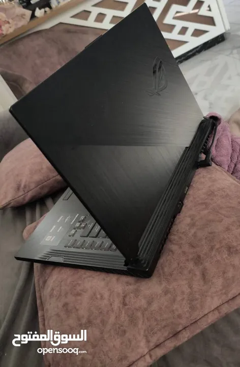 لابتوب مخصص للالعاب والاداء العالي