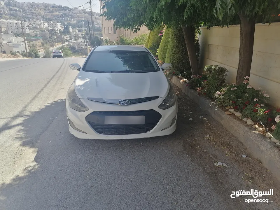 سوناتا للبيع