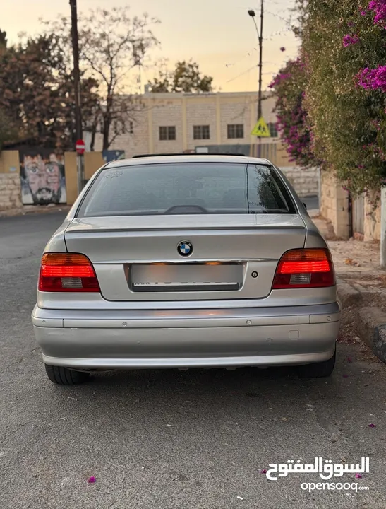 BMW E39 دب
