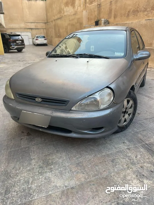 كيا ريو 2001