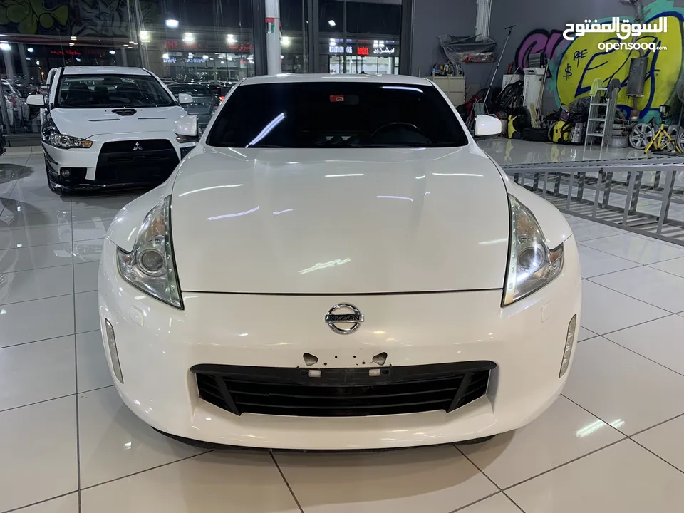 نيسان 370 Z موديل 2016 خليجي بحاله ممتازه