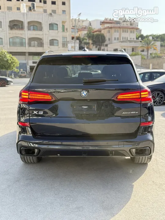 BMW X5 ترخيص 2022 ترخيص  محرك 3000 هايبرد plug in/يقطع على الشحنه 80 كيلو متر