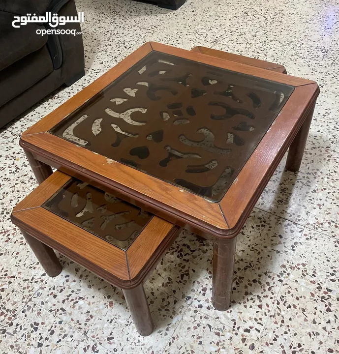 طاولة وسط ثلاث