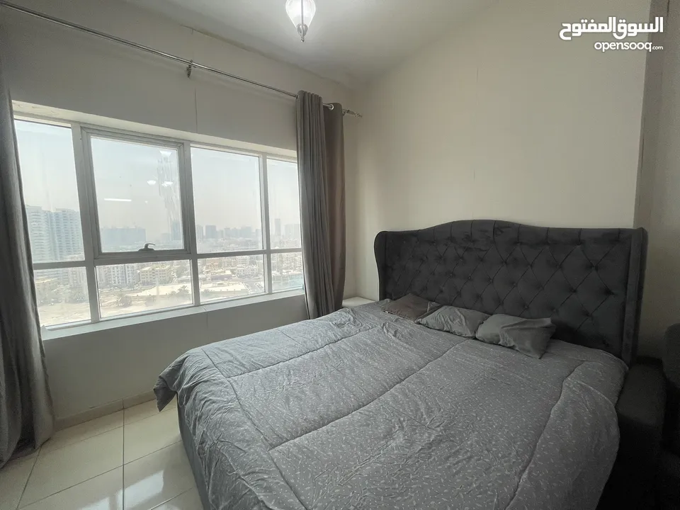 استديو للاجار الشهري شامل الفواتير مع باركن خاص الشقه والعفش جديد بالكامل