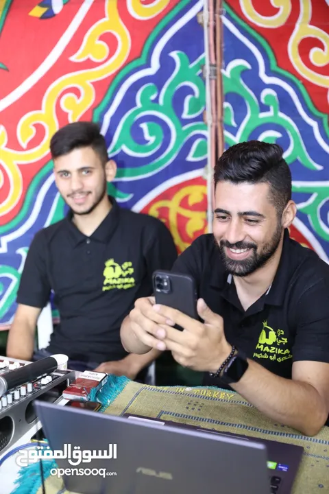 دي جي مزيكا