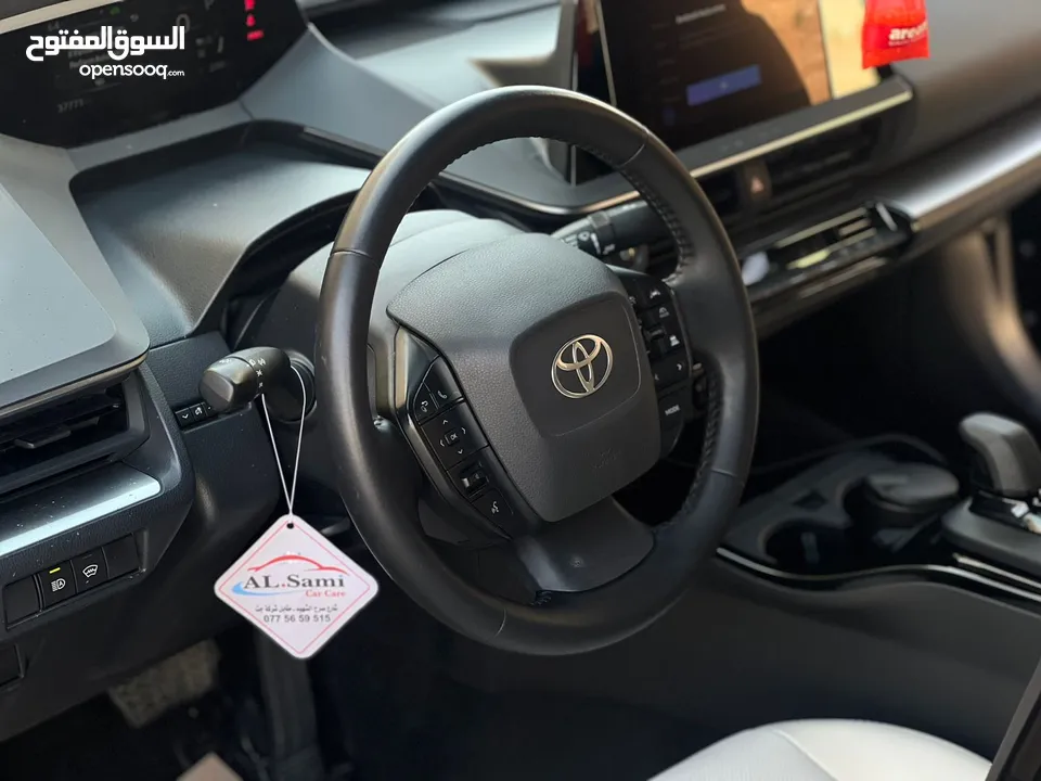 تويوتا يريوس هايبرد موديل 2023 الشكل الجديد كليا ومميزه
