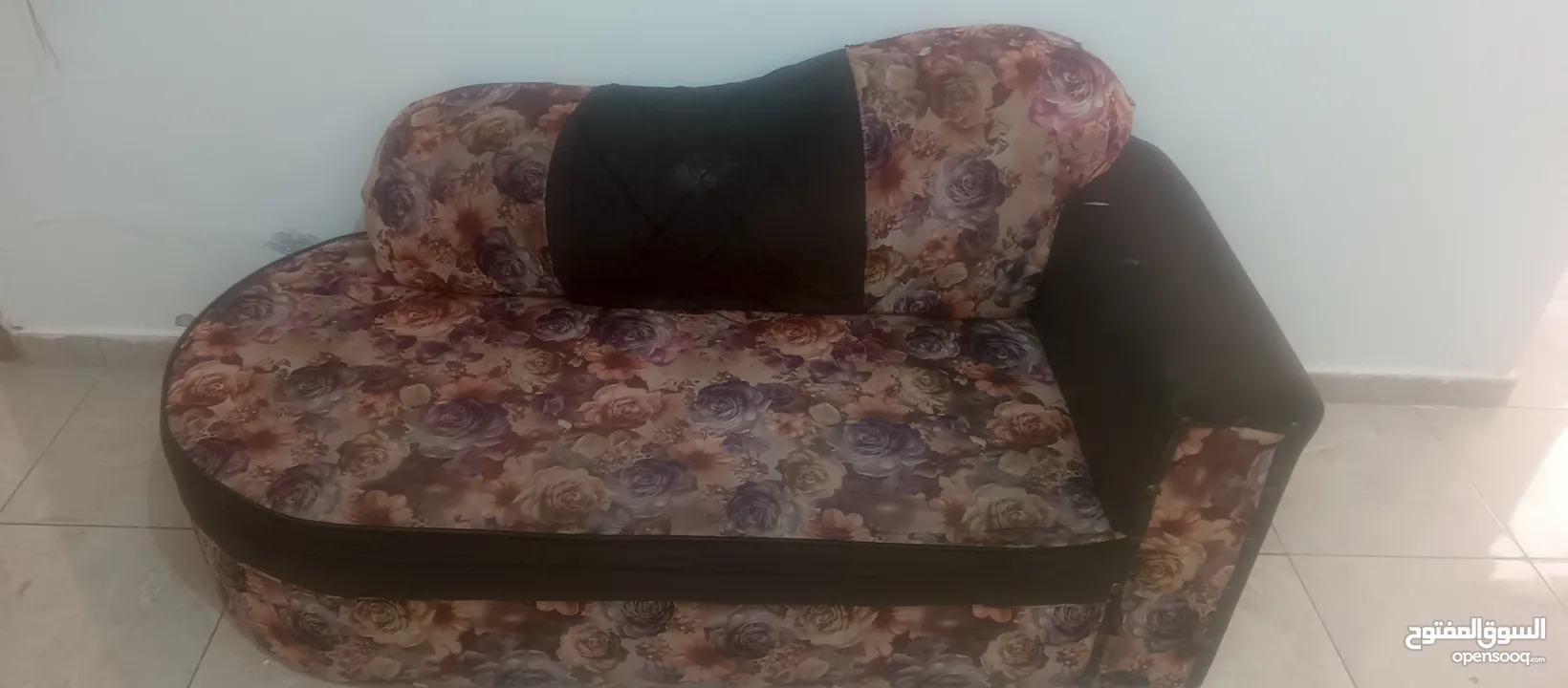 طقم كنب للبيع