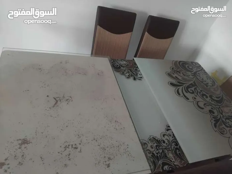 طاولة سفرة مستعملة 6 كرااااسي ،،،،،،،،،،،،،،،،