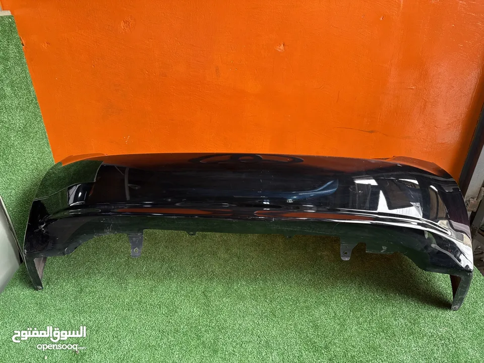 طمبون خلفي تويوتا بريوس 2010-2015  اصلي مستعمل ياباني بحالة جيده موضح بصور Toyota  بوPrius 2010-2015