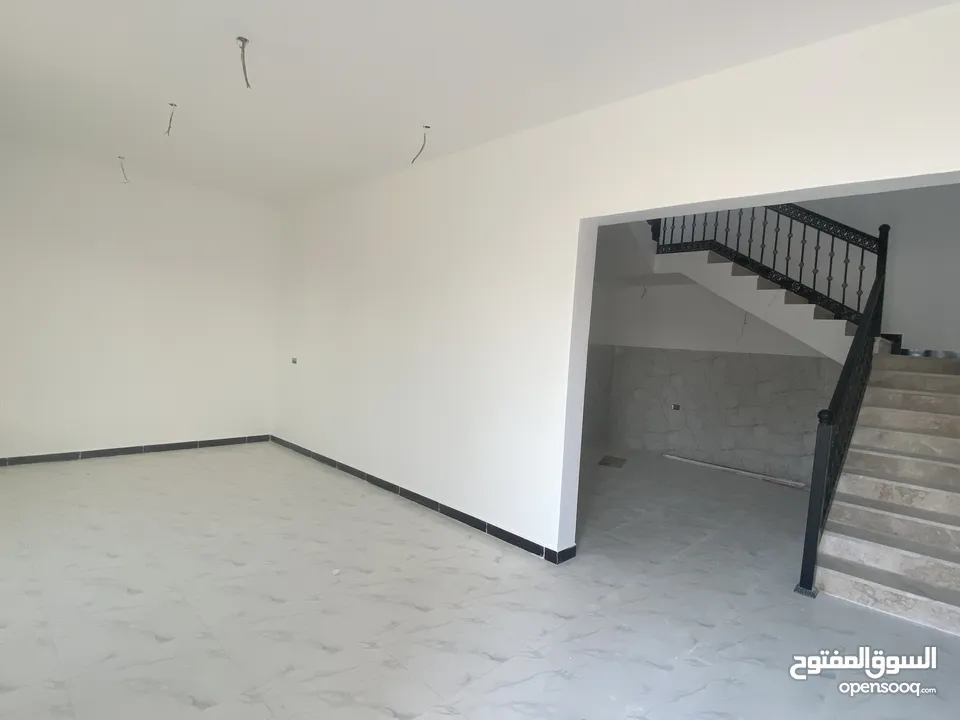 منزل للبيع في بركاء/ حي عاصم