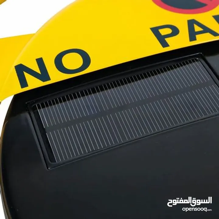 جهاز اصطفاف السيارة يعمل بالإستشعار و التحكم عن بعد من خلال ريموت كنترول للتحكم و يتميز بمقاومته للم