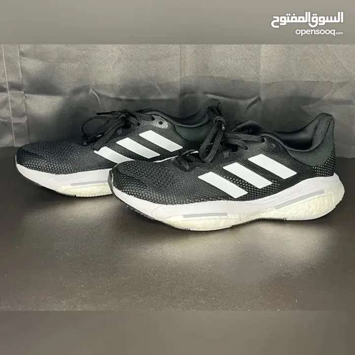 اديداس سولر انزلاق 5  2023/12 ويتوفر قطعة اخرى 41.5    Adidas solar glide 5 2023/12