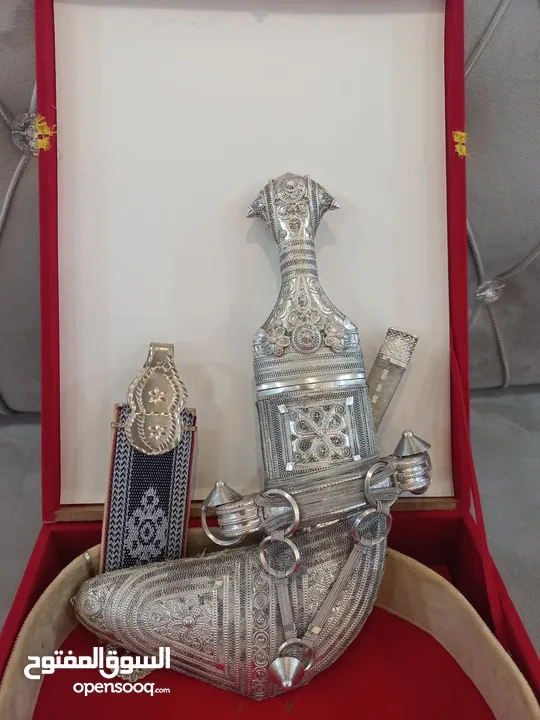 خنجر عماني سعيدي صياغة مميزه وفضة اصليه