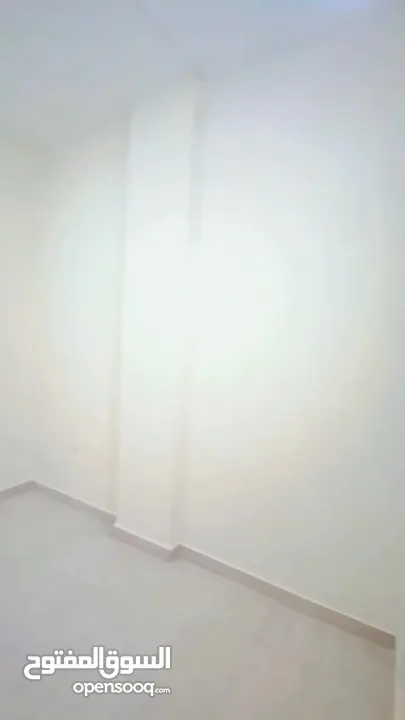 استديو للايجار الشهري ب جلفار 850 درهم