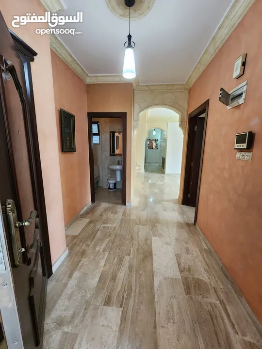 شقة للبيع في حي الصحابة - ref : 14578
