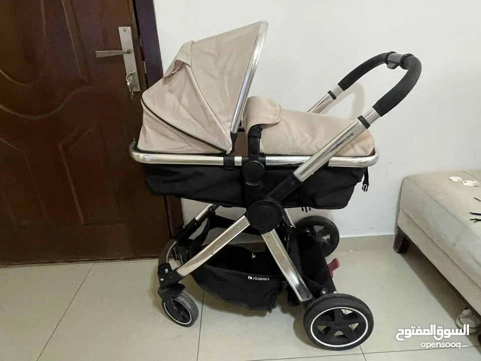 عرباية اطفال Mother care بحالة جيدة جدا
