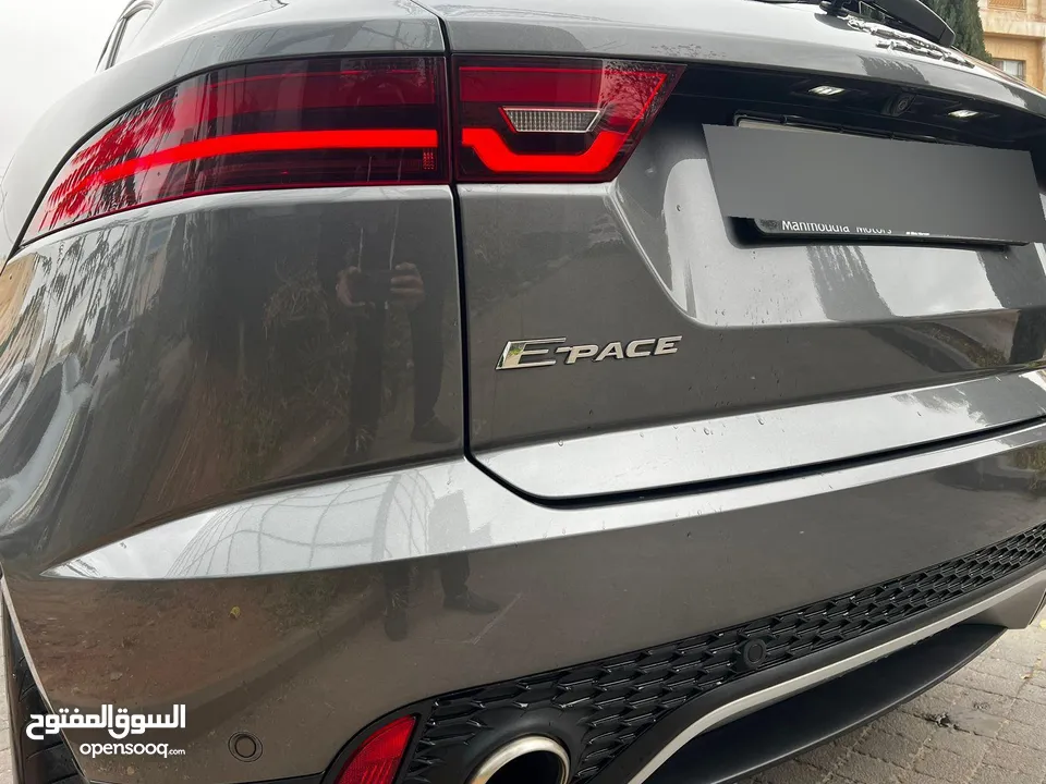 جاغوار اي بيس وارد الوكالة 2020 Jaguar E-Pace P200 AWD