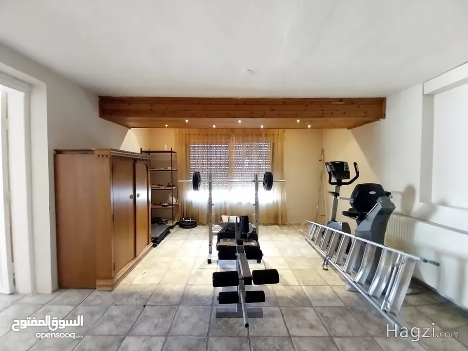 فيلا للايجار في عبدون  ( Property 33676 ) سنوي فقط