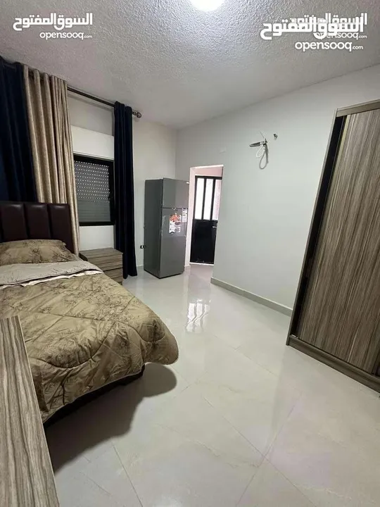 غرفة منافعها في شارع الجامعه 160