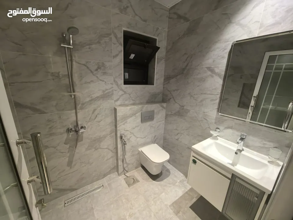 شقة سكنية راقية جدا للبيع اول ساكن