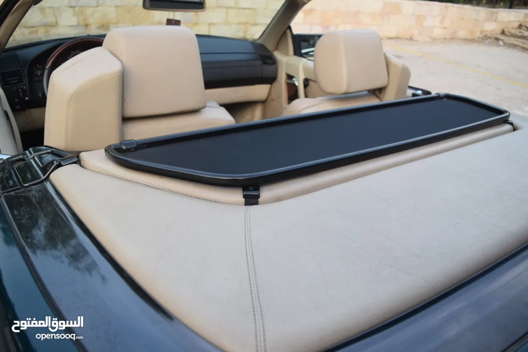 Mercedes SL320 1995 بحالة الوكالة