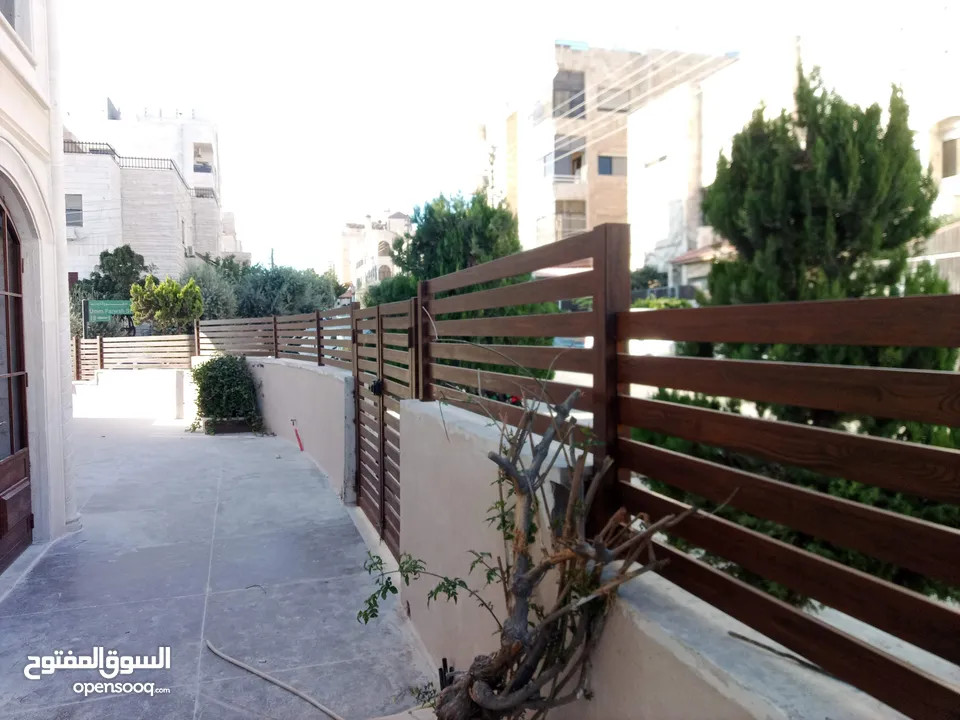 حداد بيوت و مصانع