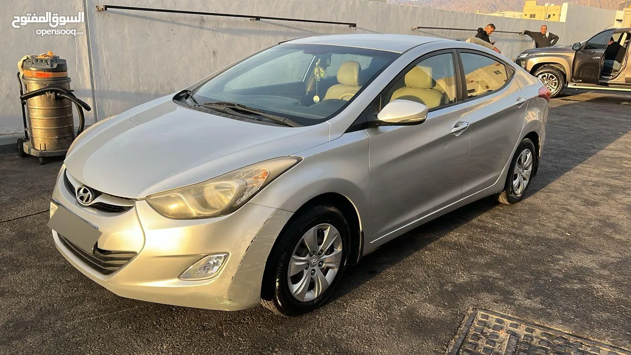 Elantra 2012