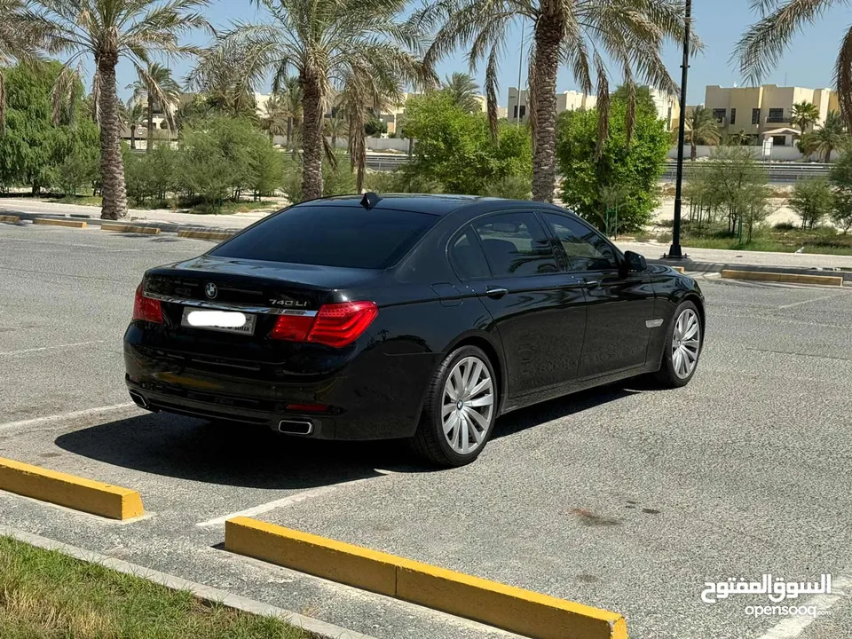 BMW 740Li 2010 (Black)