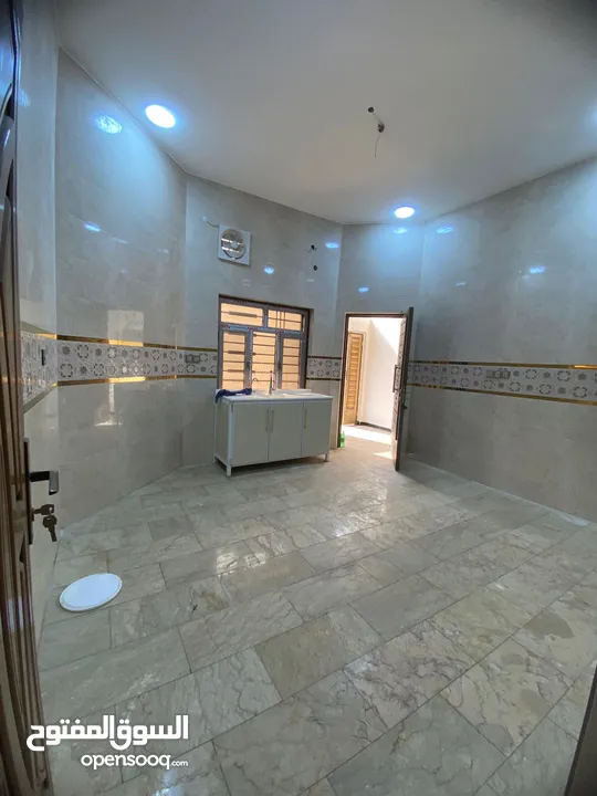 شقة حديثة سكنية للايجار منطقة مناوي لجم