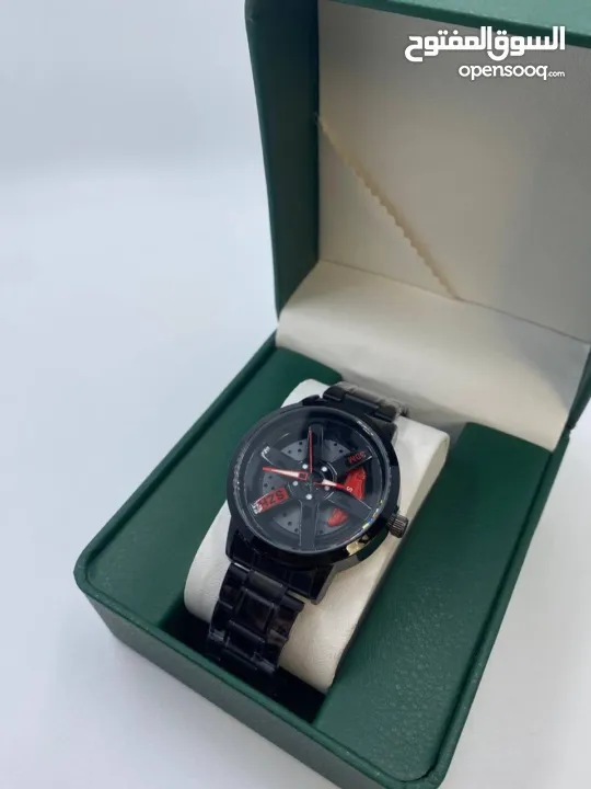 ساعة الجنط الشبابية المميزة / متحركة من الداخل