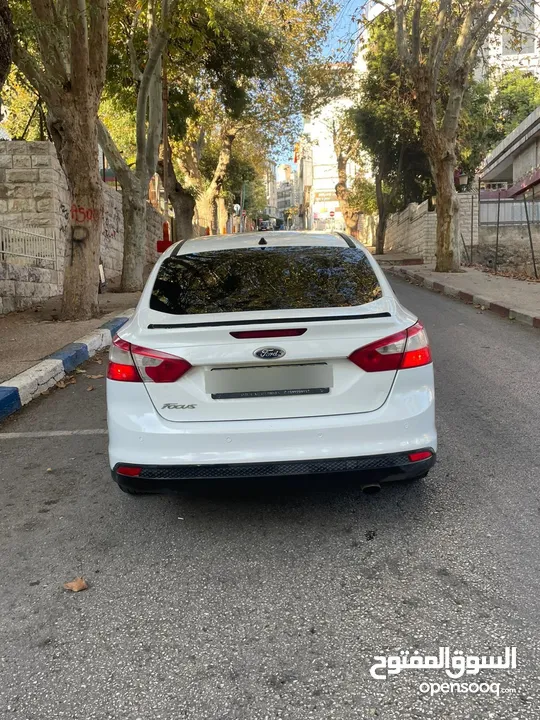 فورد فوكس. فلللللل بدون فتخه بسعررررر حرقزحوق