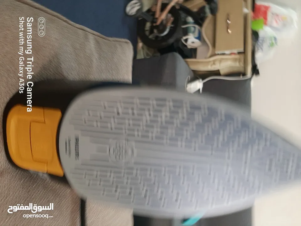 مكواة بخار ماركة فيليبس 3000W شغاله تمام صناعة إندونيسي لا يوجد بها أي عطل بخار قوي Phillips Iron