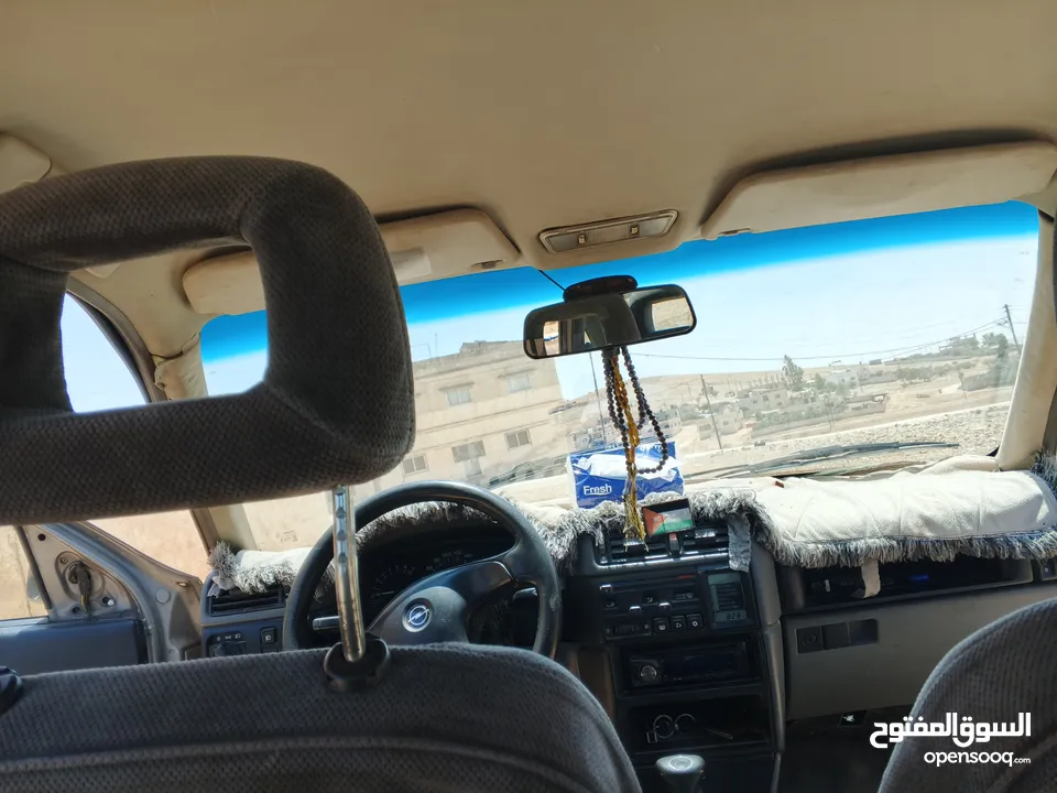 أوبل فيكترا موديل 1993