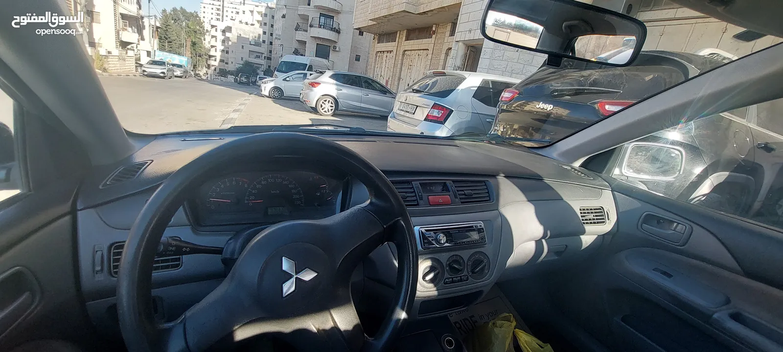 ميتسوبيشي لانسر