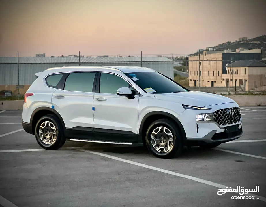 هونداي سنتفيه-2022 هايبرد فل الفل بدون فتحة  2x4 ///240Hp بنزين + كهرباء  ( Haybrid)