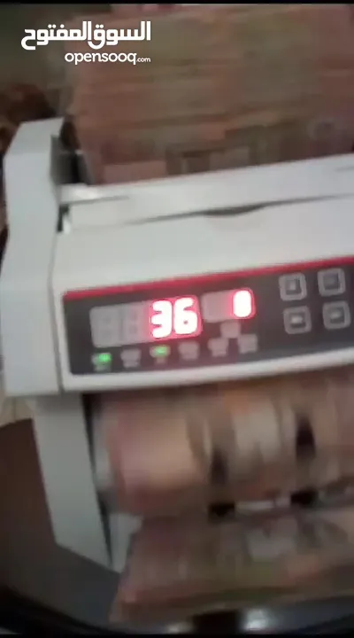 الة عد النقود ماكينة عد اوراق النقود بكل سهولة Bill counter هي عبارة عن جهاز إالكتروني يعمل بالأشعة