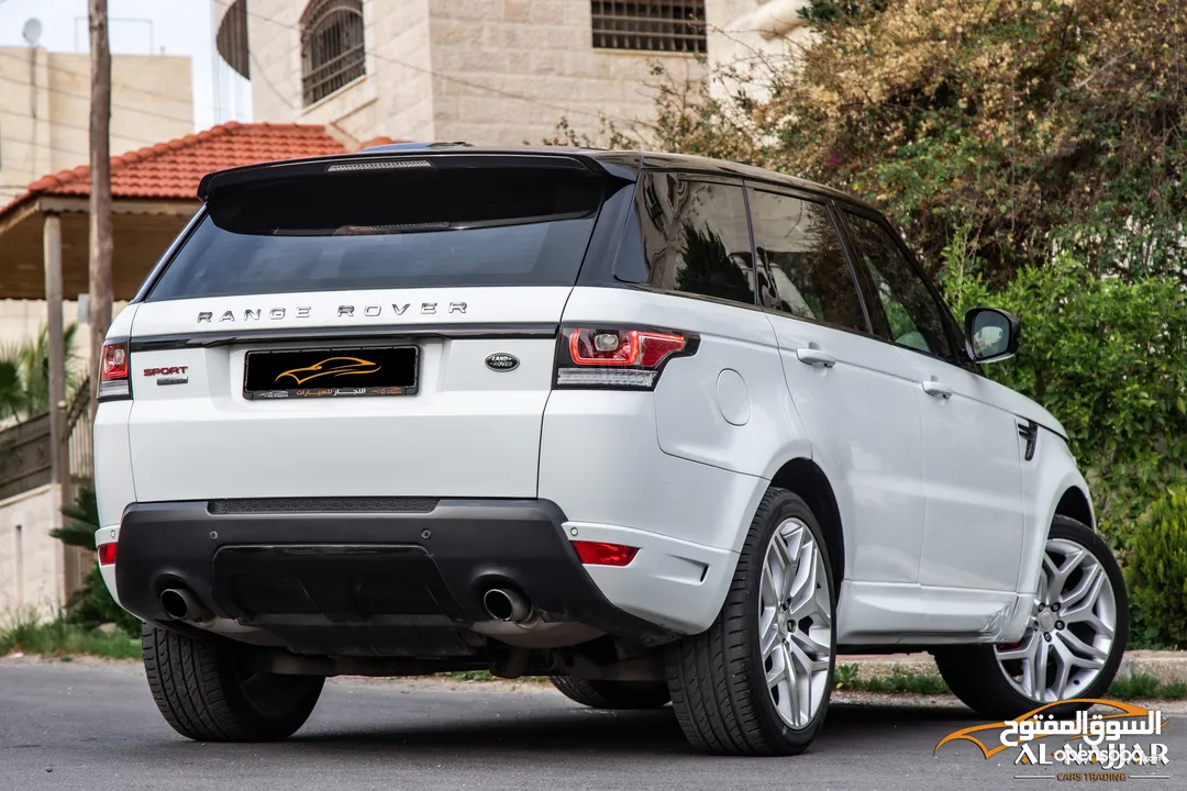 Range Rover Sport Supercharge 2014  السيارة وارد الشركة