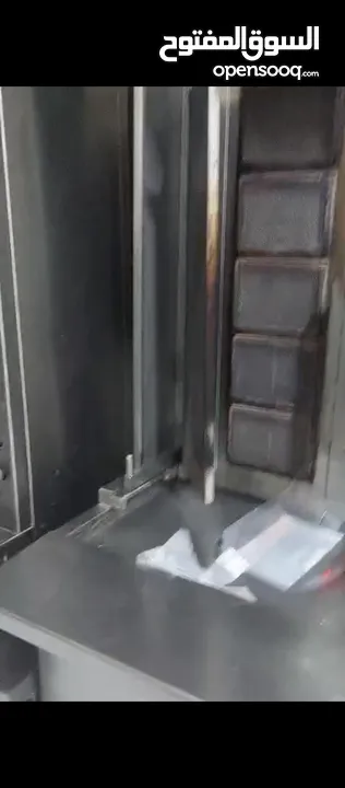 للبيع عدة مطعم شاورما كاملة او مفرق