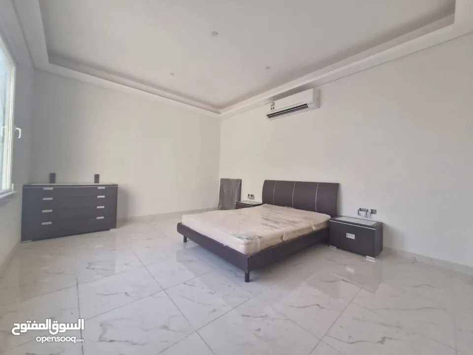 5 + 1 Charming Villa in Al Hail – for Rent