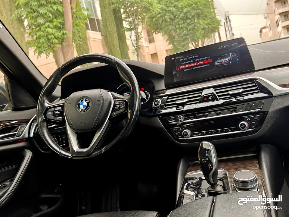 BMW  530e 2019 hybrid   فحص كامل  يقبل البدل
